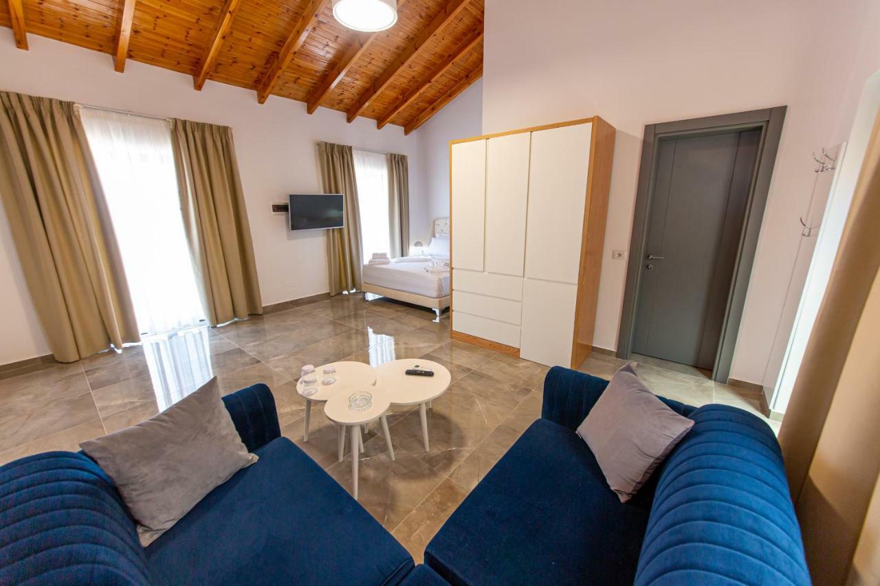 Santa Oliva Suites Ksamil Exterior foto